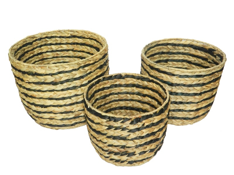 Curated Two-Tone Water Hyacinth Storage Baskets - Eco-Friendly Nesting Set